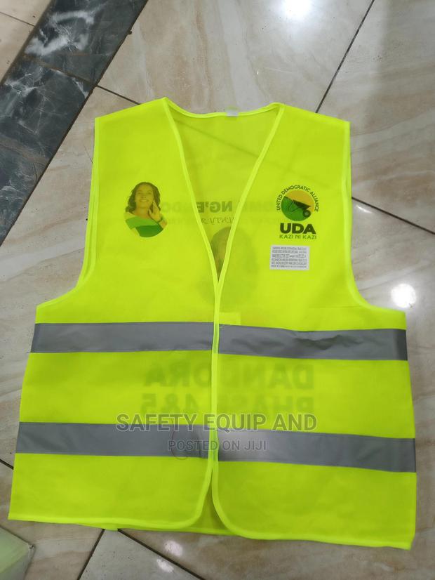 Reflective Vest-Light Medium-Quality Branding - main view