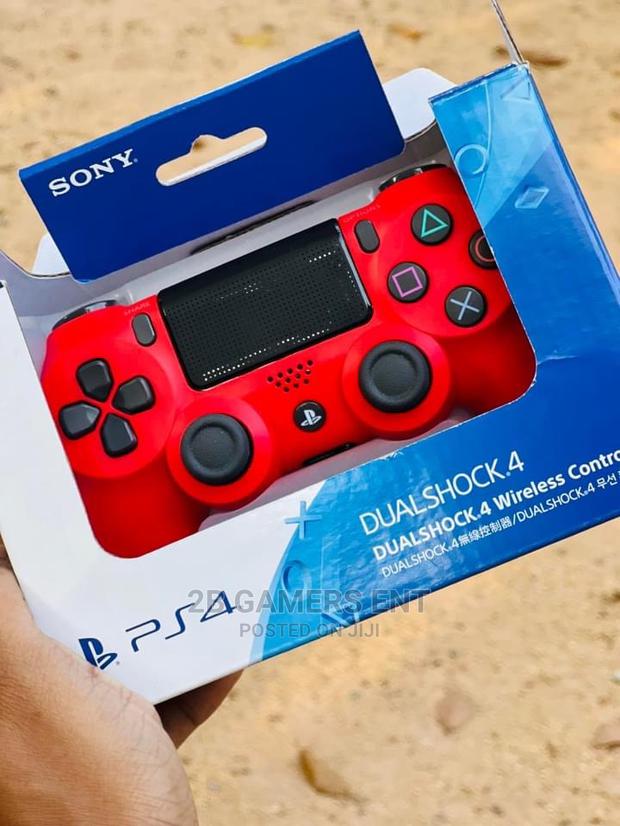 Play Station 4 Pad, Red - main view