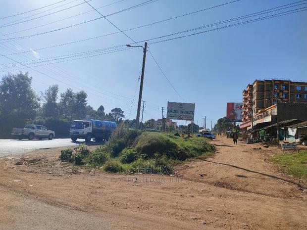 Karatina 1/8 Plot Main Highway - thumbnail 6