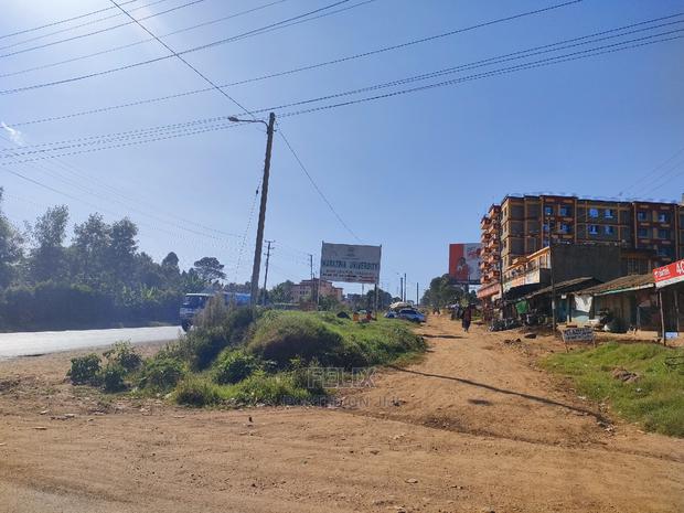 Karatina 1/8 Plot Main Highway - thumbnail 7