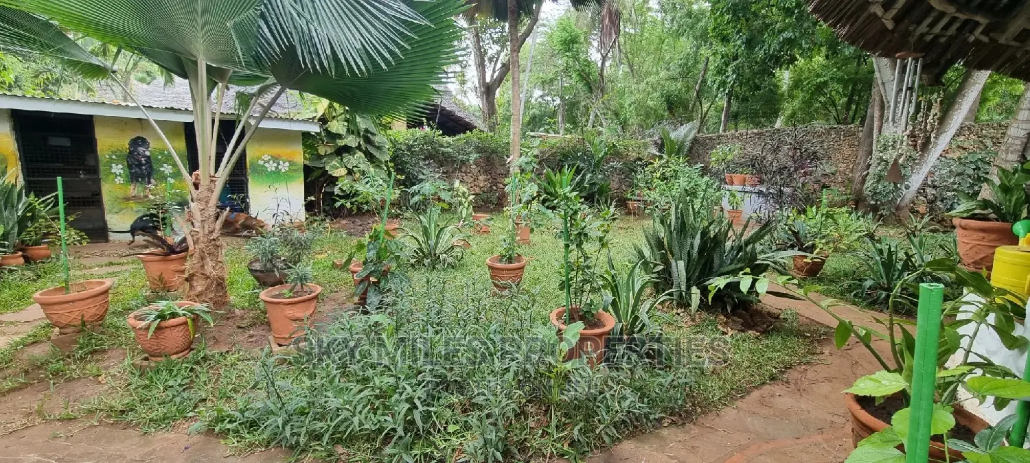 3bdrm Villa in La-Marina Creekside, Mtwapa for sale