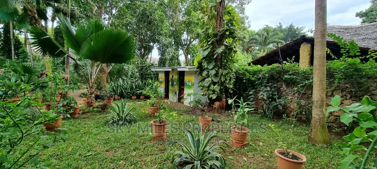 3bdrm Villa in La-Marina Creekside, Mtwapa for sale
