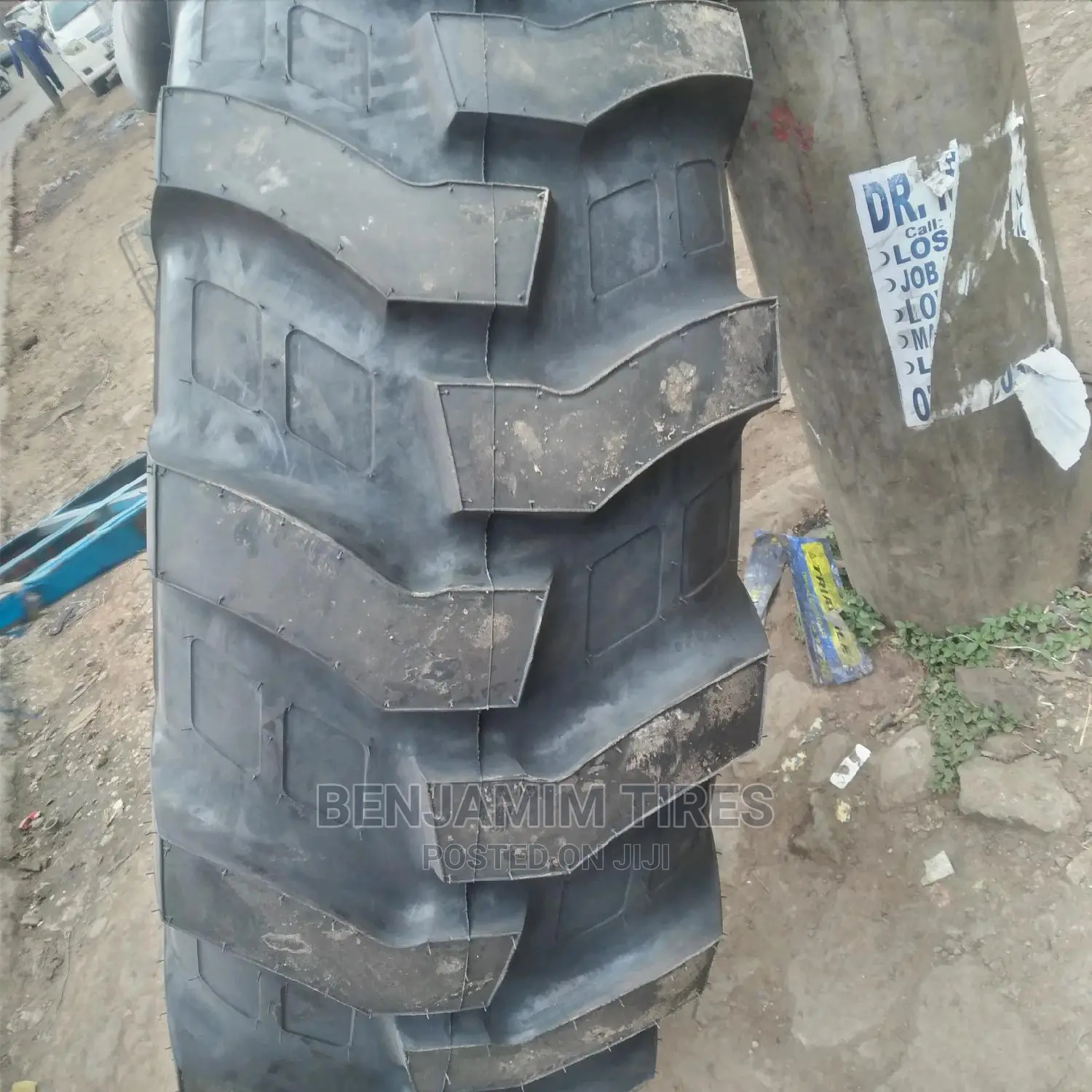 Tractor Tires Sizes 16.9-28 Bkt Make Industrial.