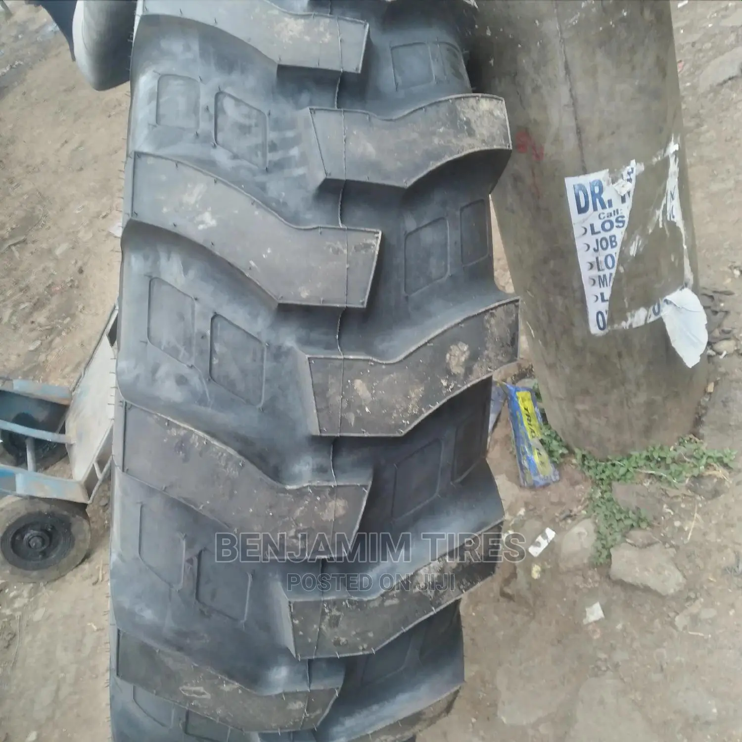Tractor Tires Sizes 16.9-28 Bkt Make Industrial.