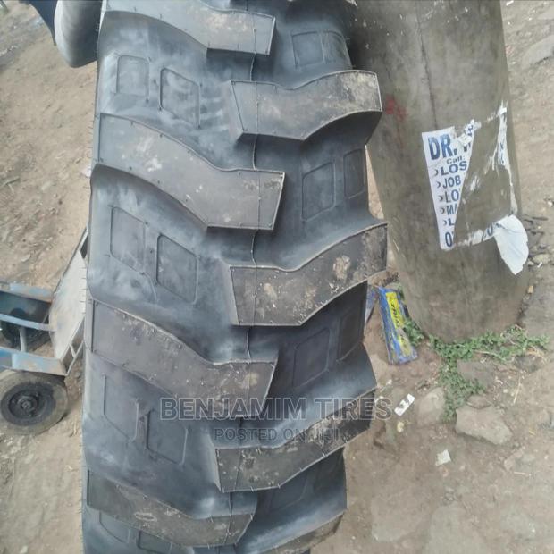 Tractor Tires Sizes 16.9-28 Bkt Make Industrial. - thumbnail 2