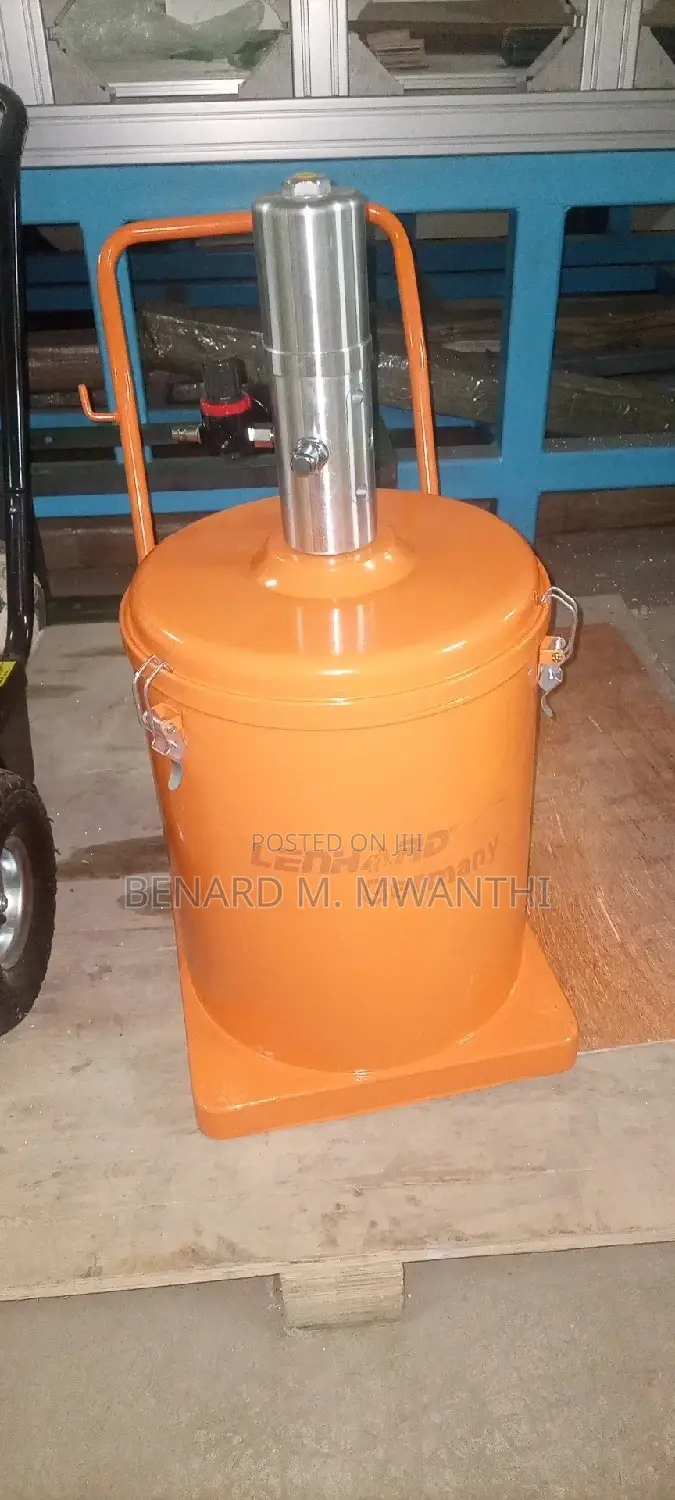 Grease Gun