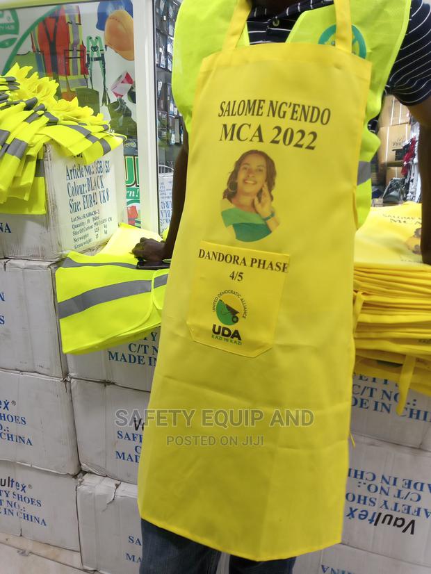 Aprons-Yellow-Kitchen Aprons - thumbnail 3