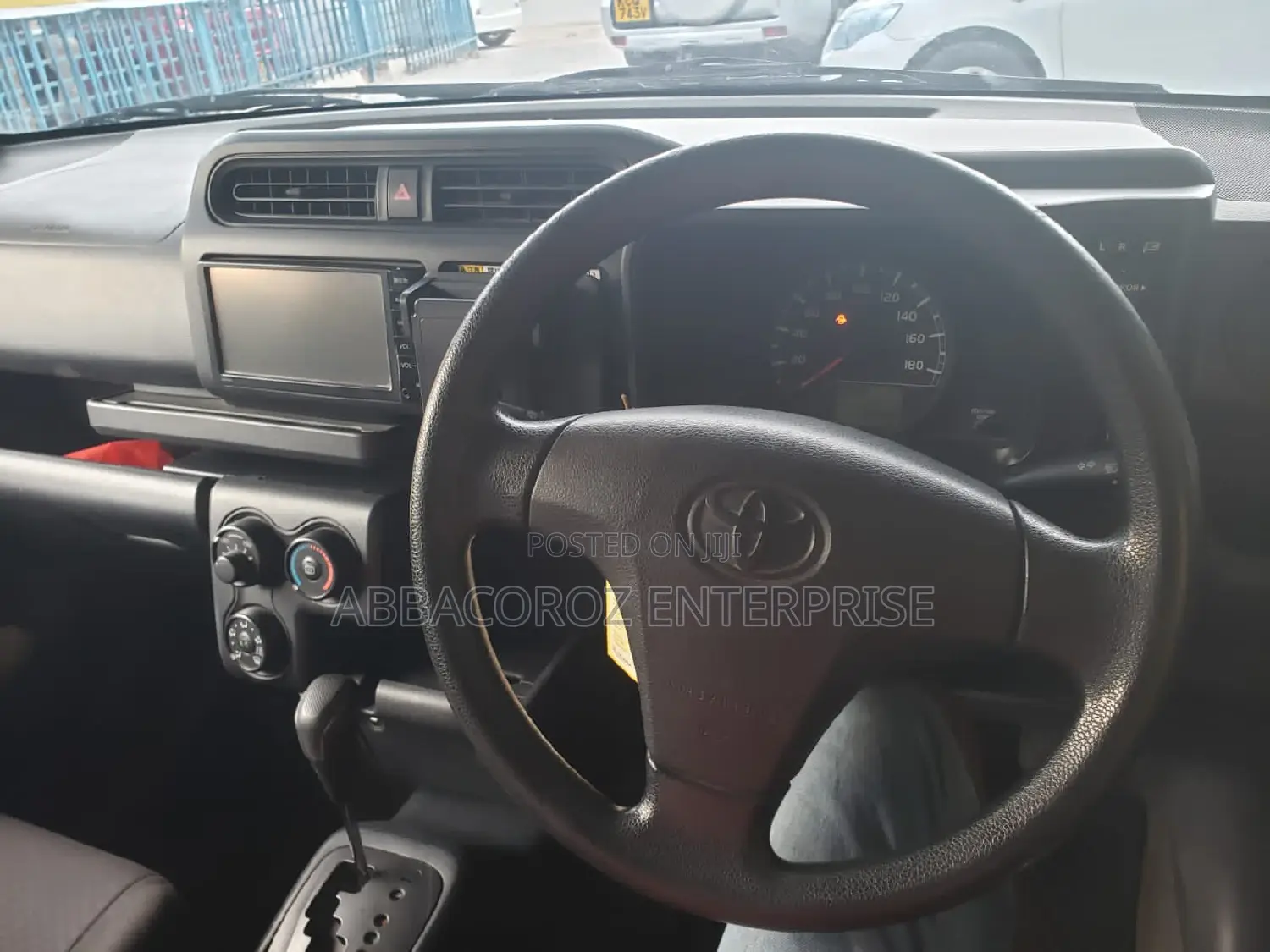 Toyota Probox 2014 1.5 CNG 2WD White