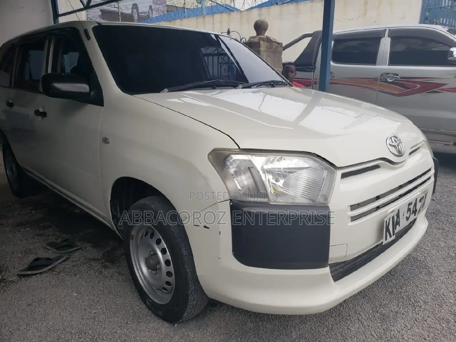 Toyota Probox 2014 1.5 CNG 2WD White