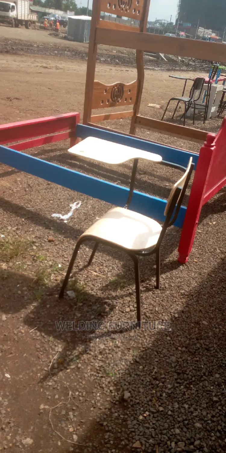 Lecture Chair / College Chairs