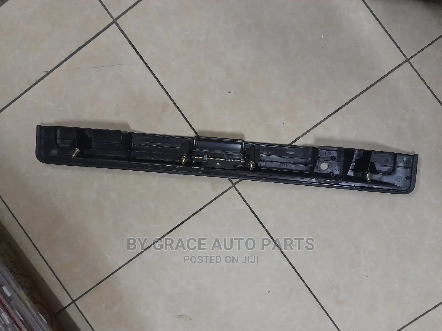 Boot Handle Nissan TD 27/Nissan QD/E24