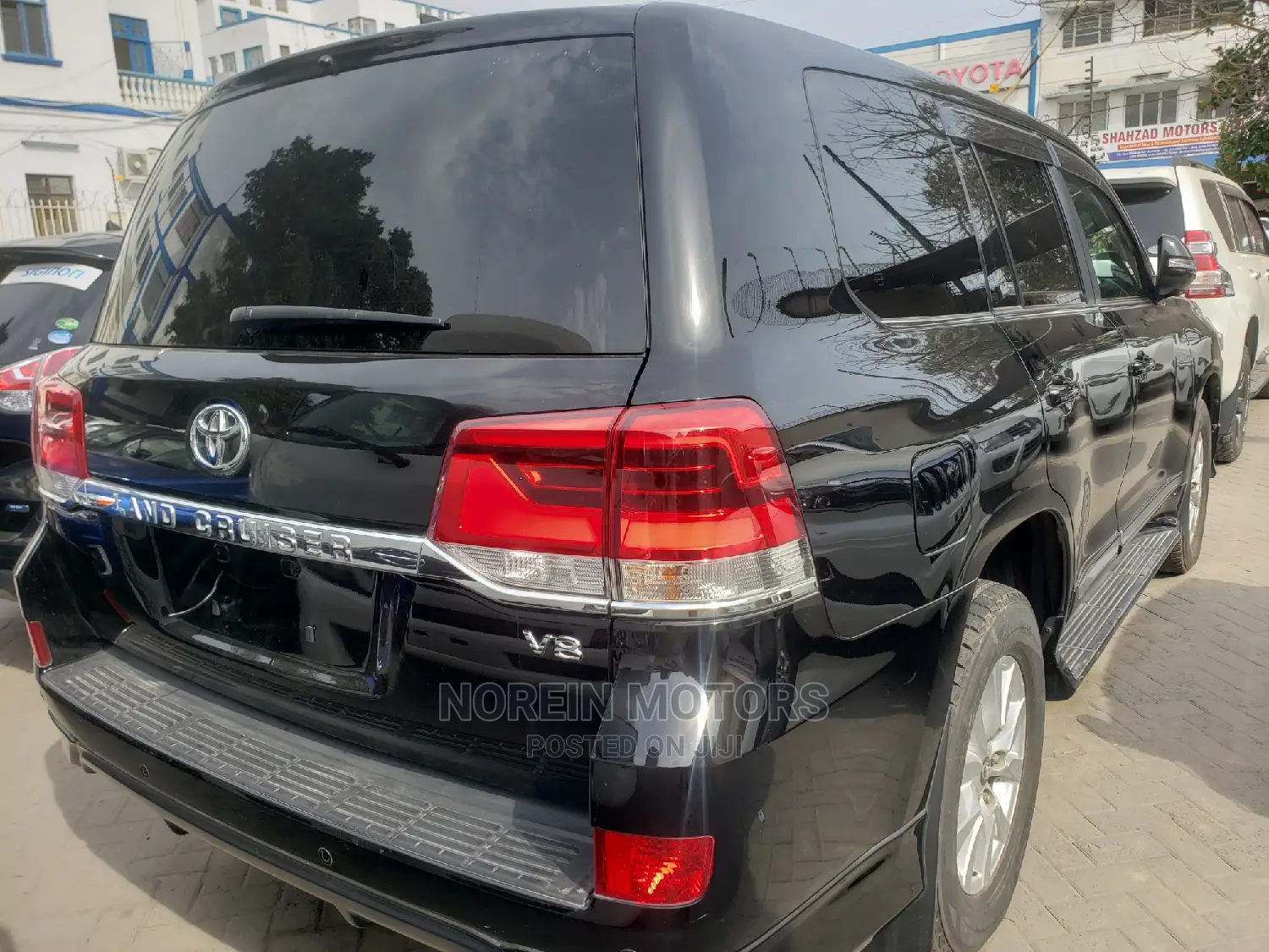 Toyota Land Cruiser 2015 Black