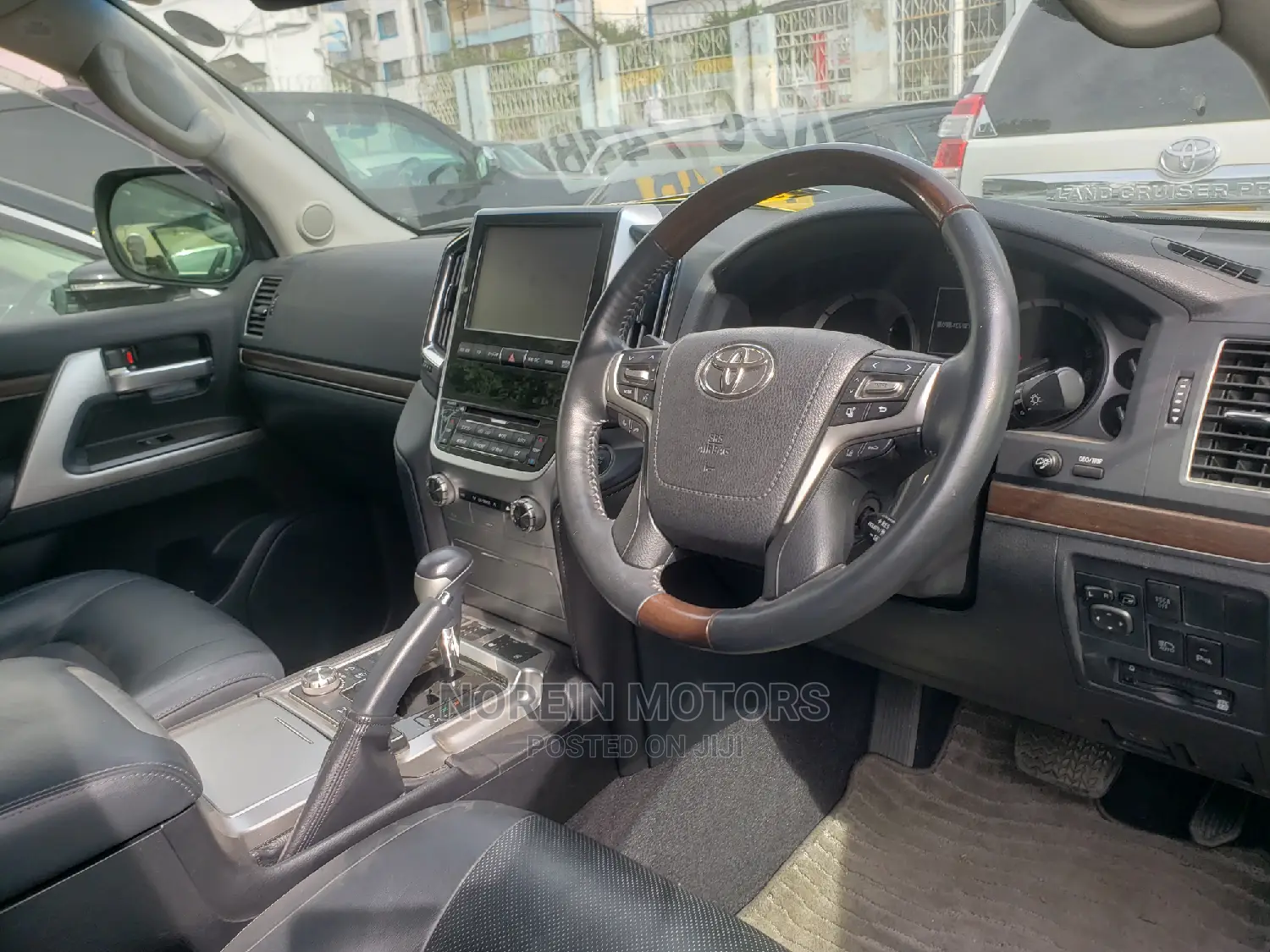 Toyota Land Cruiser 2015 Black