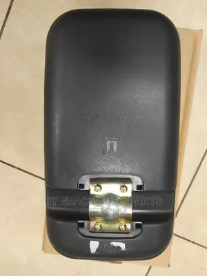 Side Mirror UD MK 210
