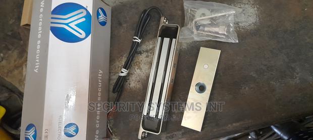 Magnetic Lock / Maglock