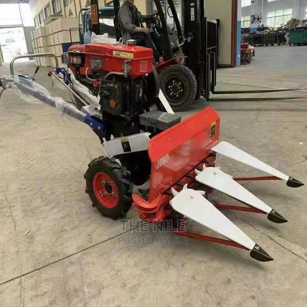 Windrower Combine Small Grain - main view