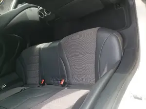 Mercedes-Benz C200 2014 White