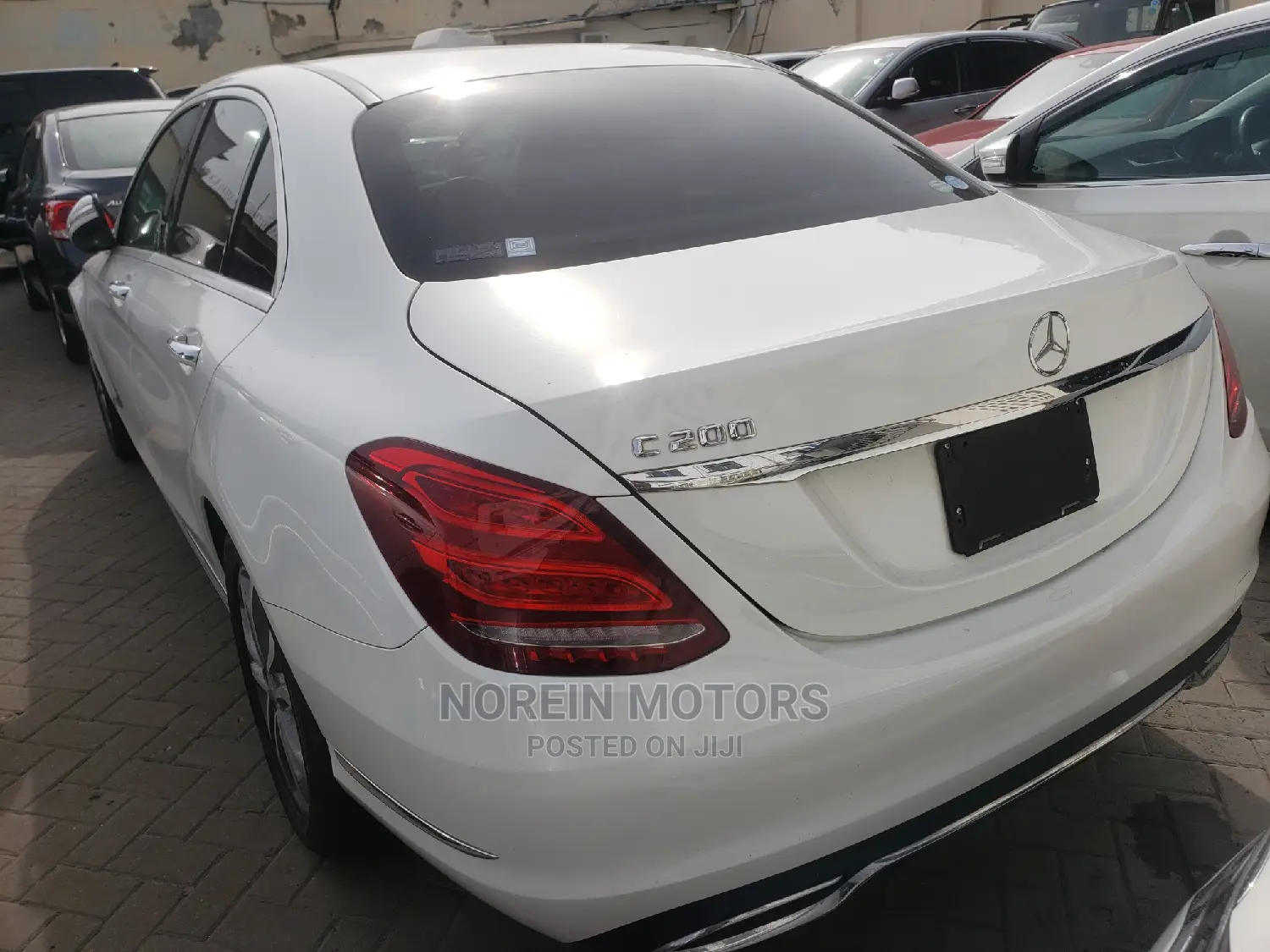 Mercedes-Benz C200 2014 White