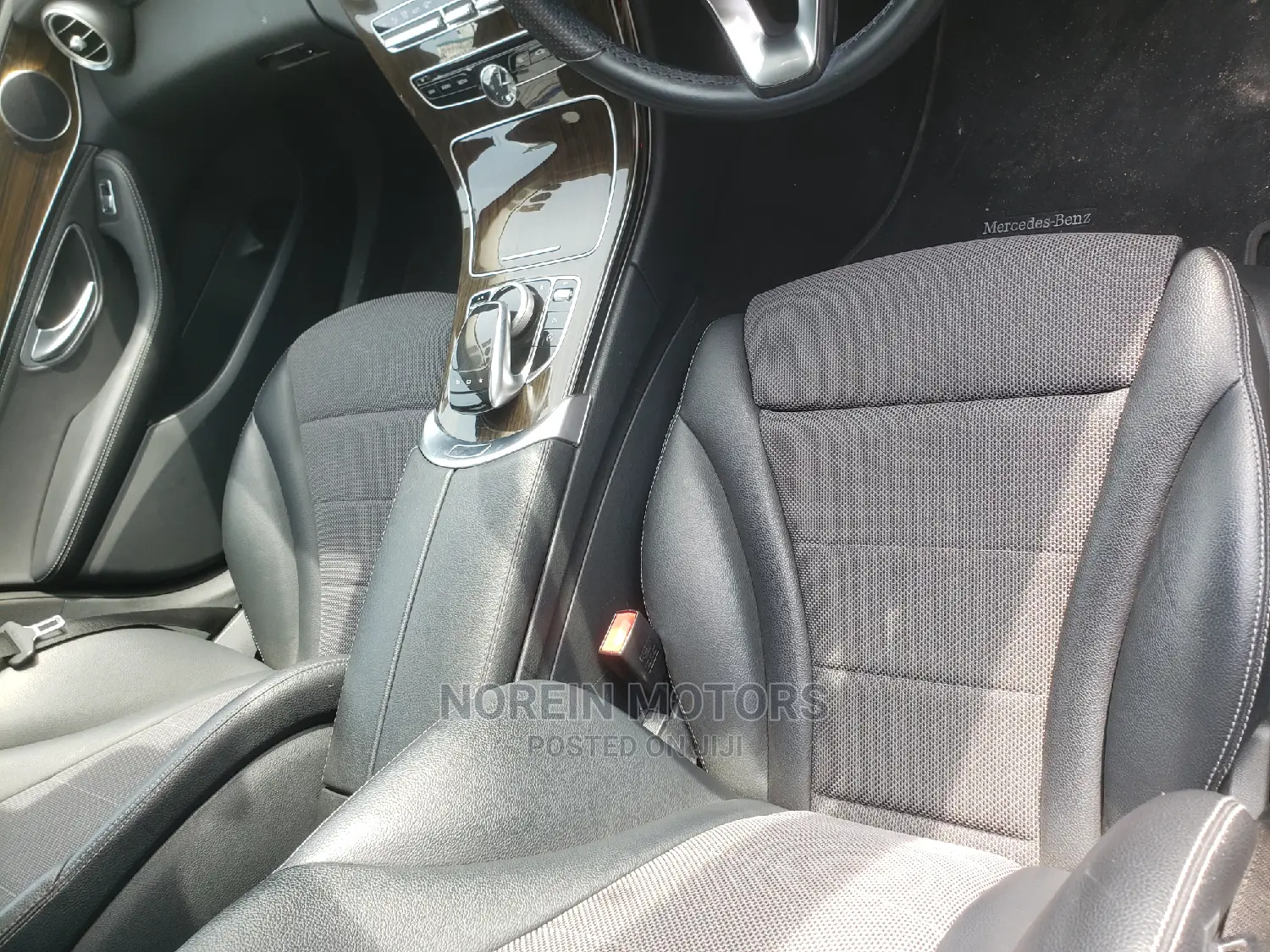 Mercedes-Benz C200 2014 White