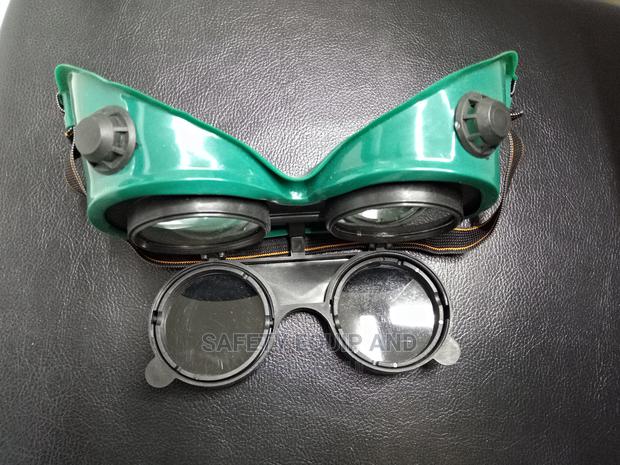 Safety Goggles Restocked Now - main view