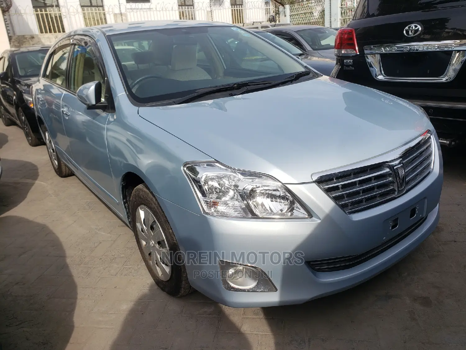 Toyota Premio 2014 Blue