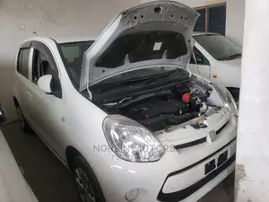 Toyota Passo 2015 Off White
