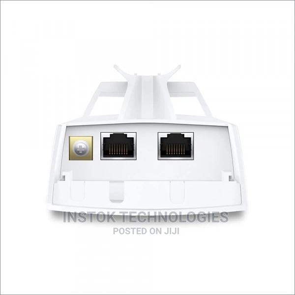 Tp-link Cpe220 2.4ghz 300mbps 12dbi Outdoor Cpe