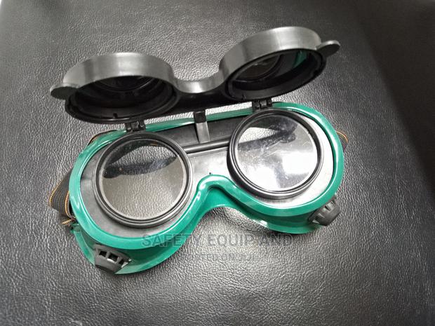 Get Your Safety Welding Goggles From Safety Hub - main view