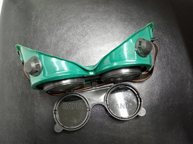 Get Your Safety Welding Goggles From Safety Hub - thumbnail 2