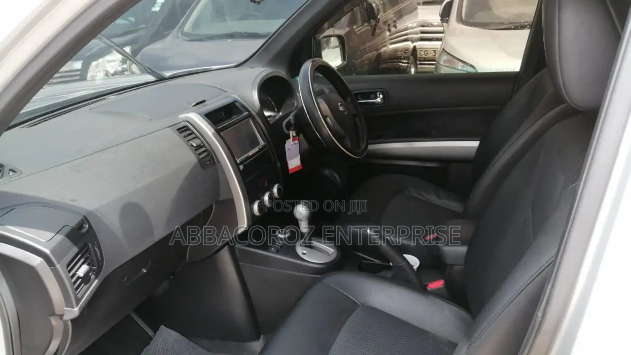 Nissan X-Trail 2012 2.0 Petrol XE Silver