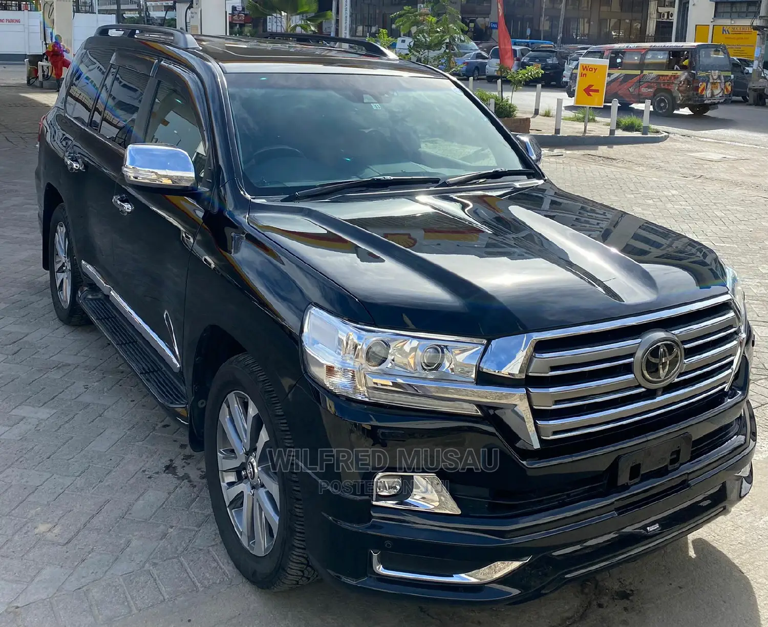 Toyota Land Cruiser 2016 Black