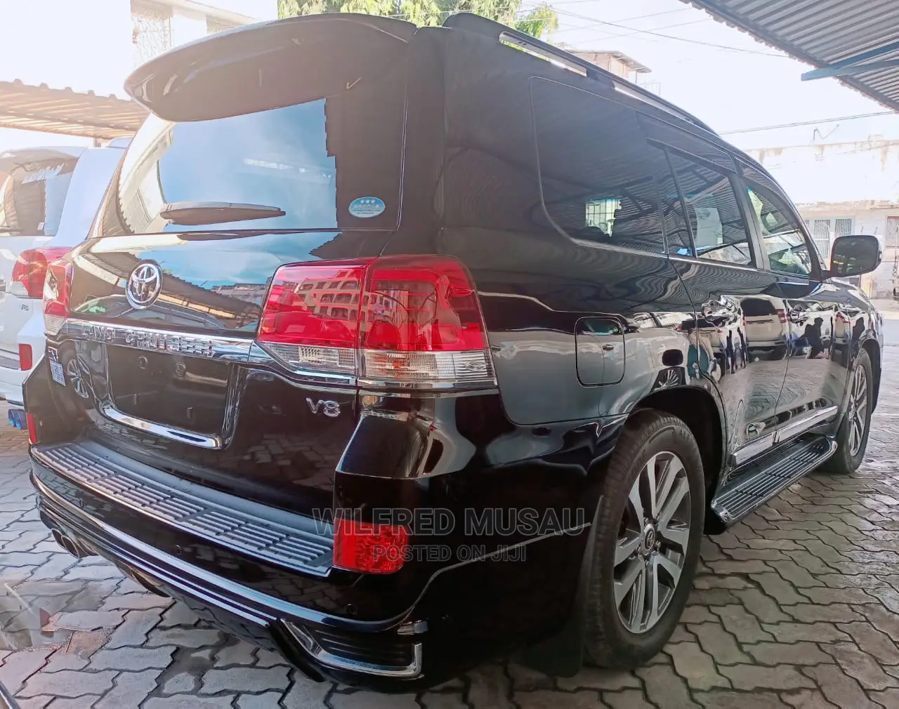 Toyota Land Cruiser 2016 Black