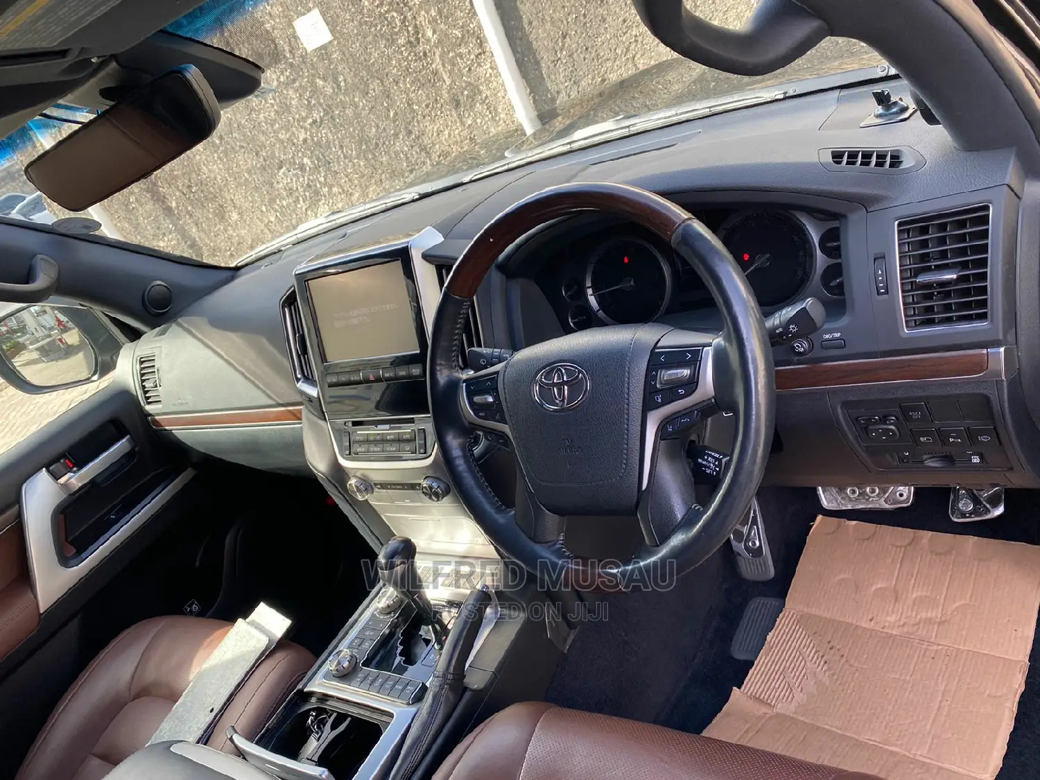 Toyota Land Cruiser 2016 Black