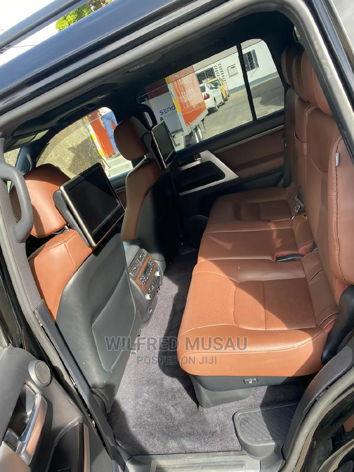 Toyota Land Cruiser 2016 Black