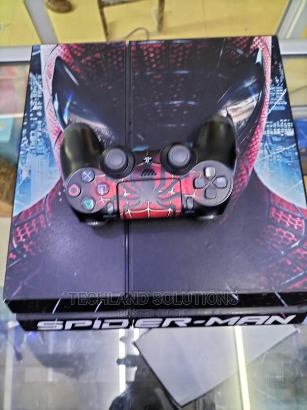 SONY Playstation 4 .500gb - thumbnail 2