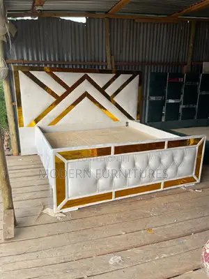 6/6 Modern Bed