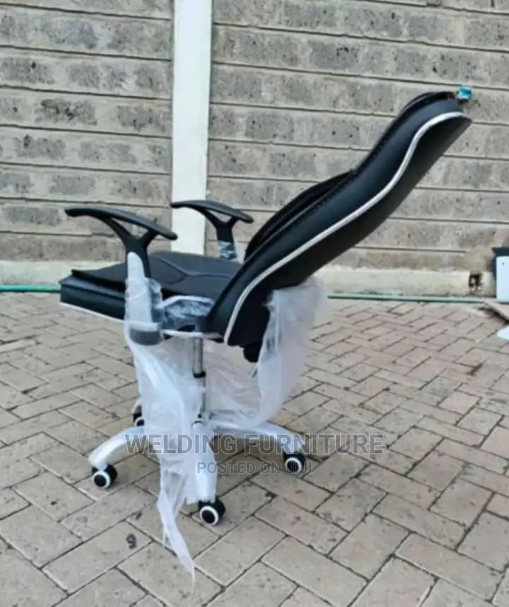 Exclusive Office Chair