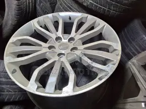 Land Rover Sport Rim Size 20