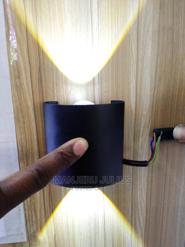 Led Wall Light - thumbnail 2