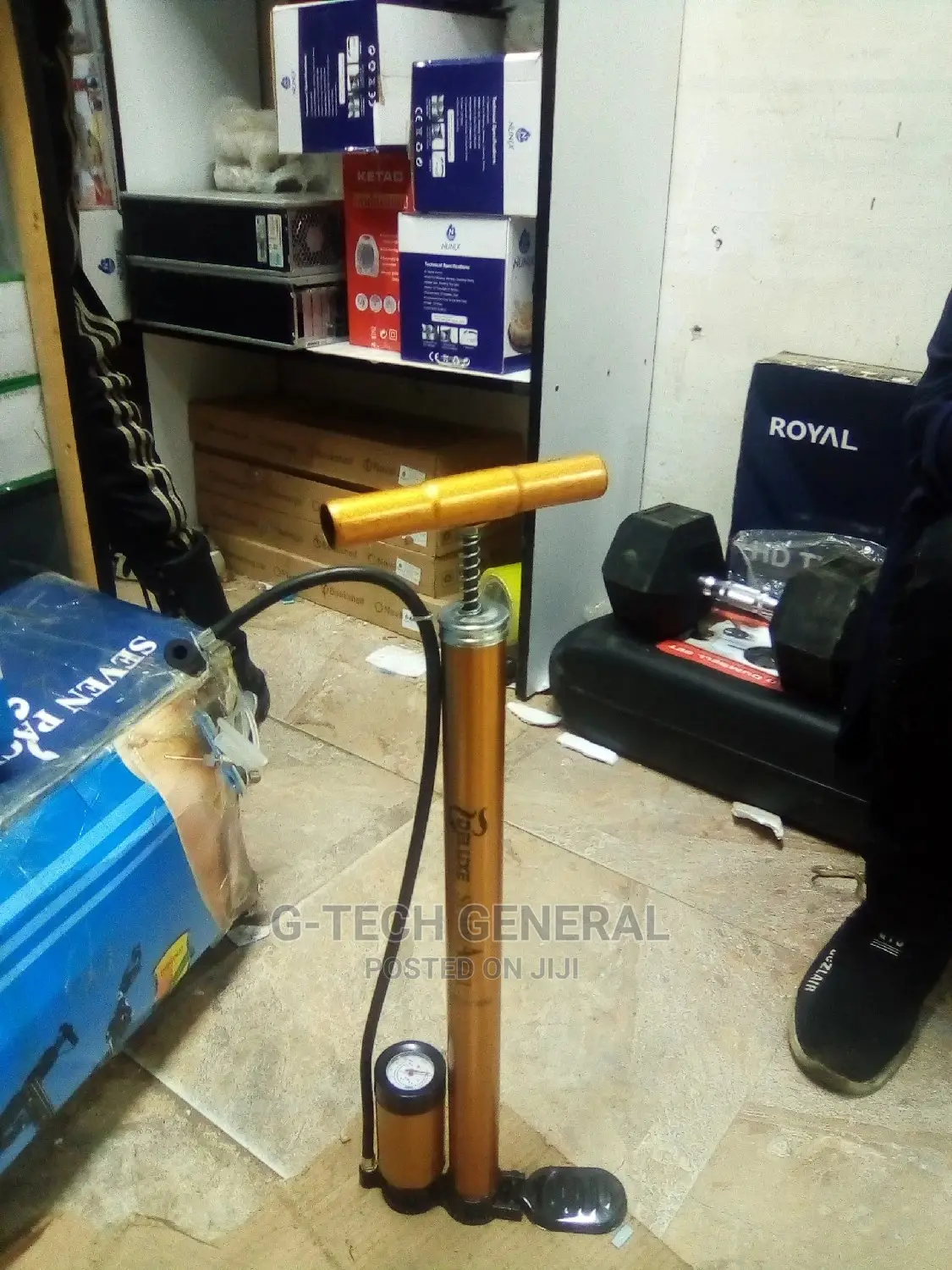 Bicycle Pump/Large Size With Pressure Gauge