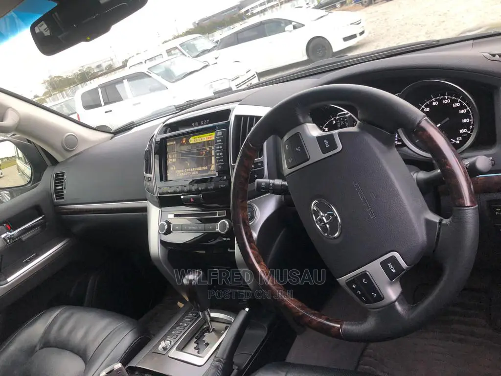 Toyota Land Cruiser 2014 Black