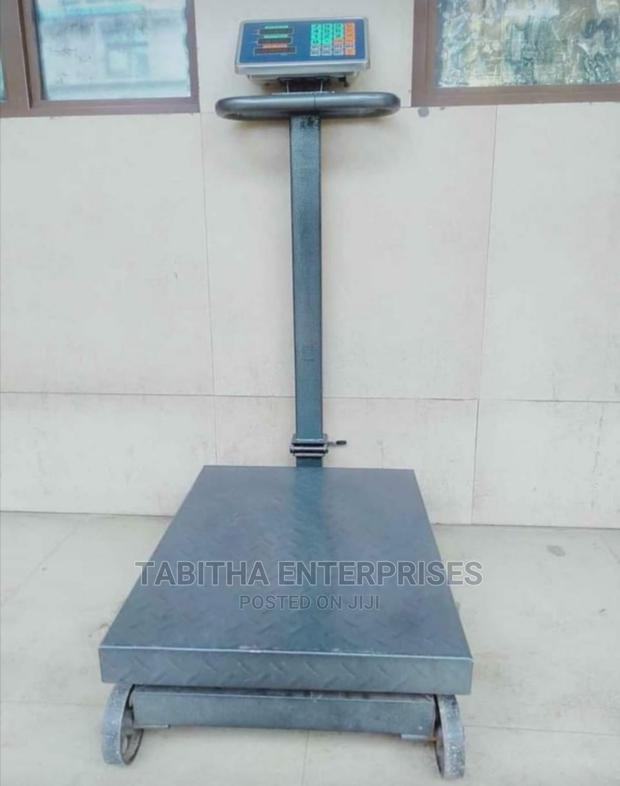Commercial Digital Weighing Scale(Maximum 600kg)
