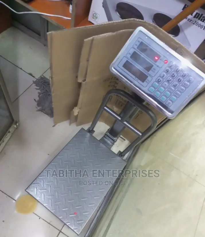 Weighing Scale With Guard
