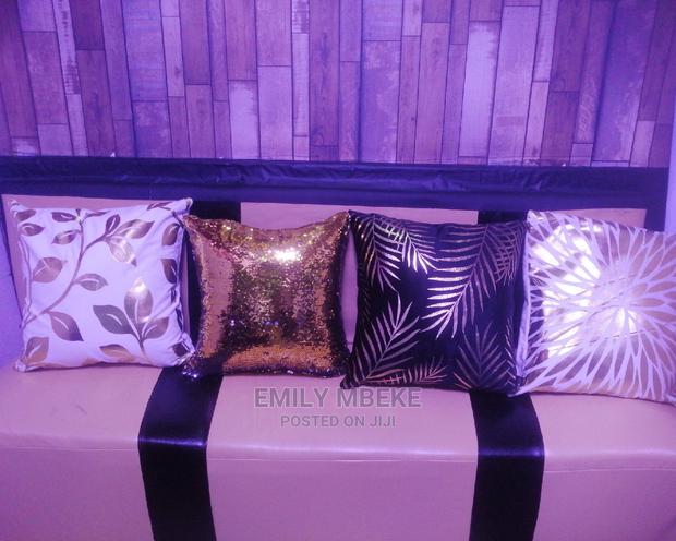 Throw Pillows - thumbnail 3