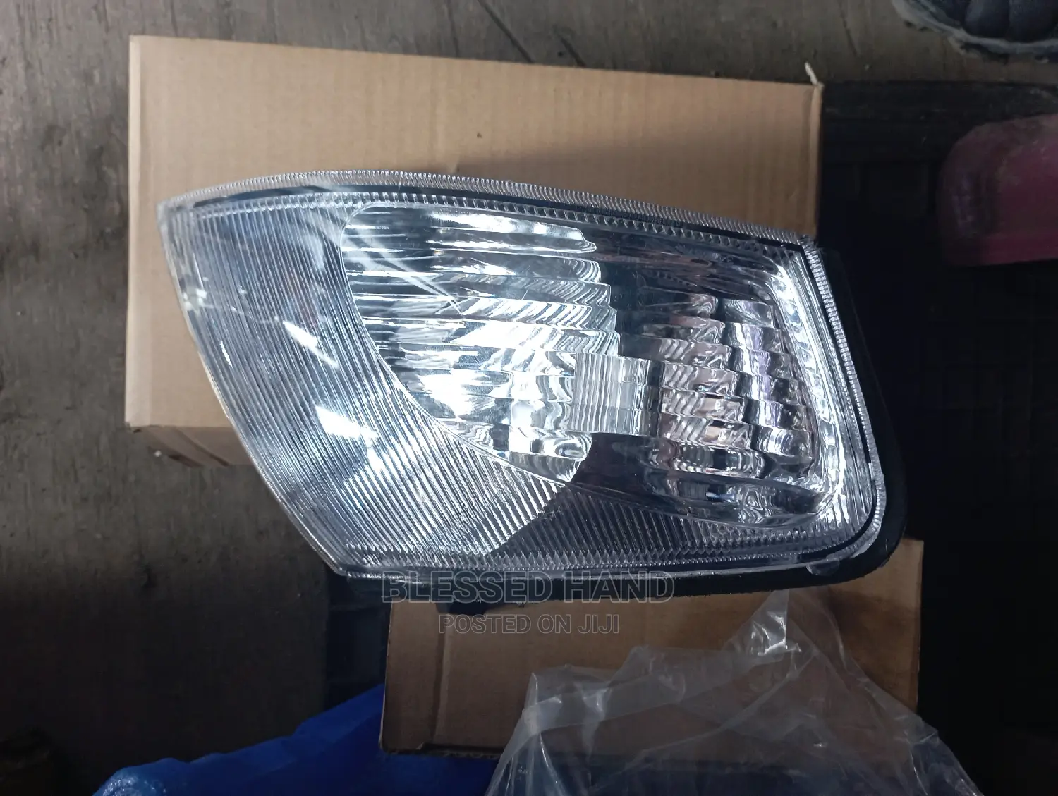 Corner Light Wingroad Y11