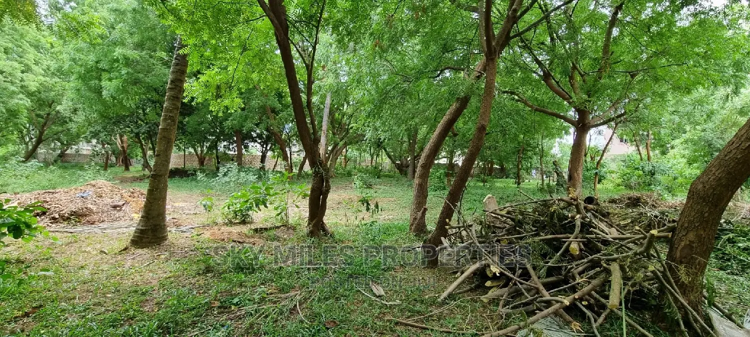 1/4 Plots on Sale in La-Marina Creek Side Mtwapa