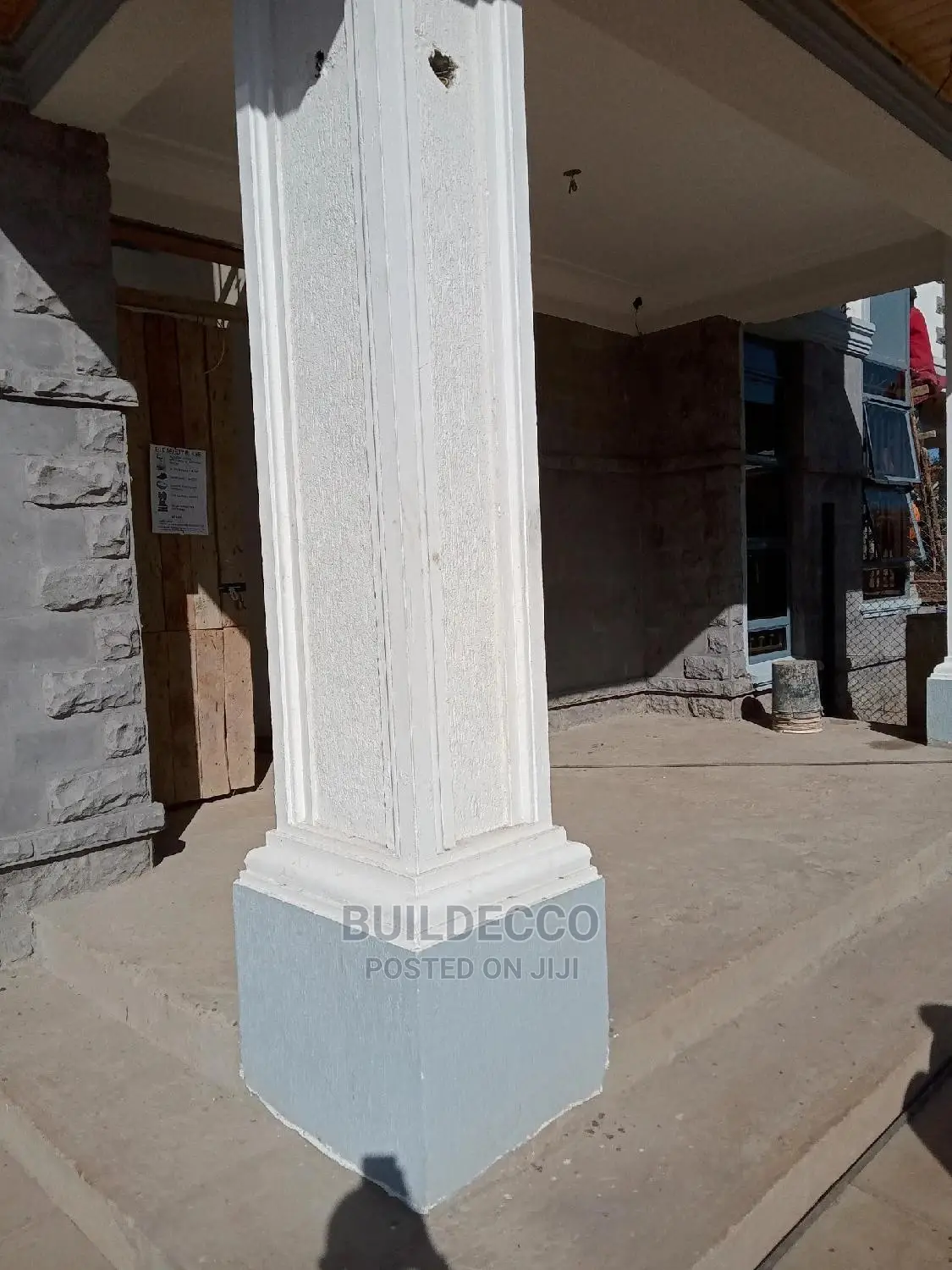 Buildecco Cement Molding Finishing.