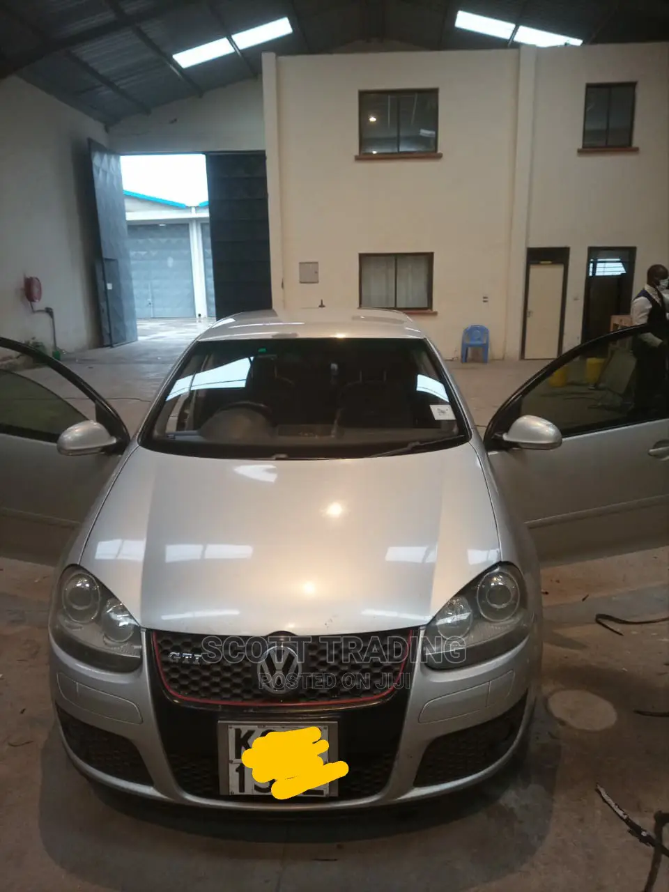 Vw Golf Mark 5 Front Windscreen With Sensor