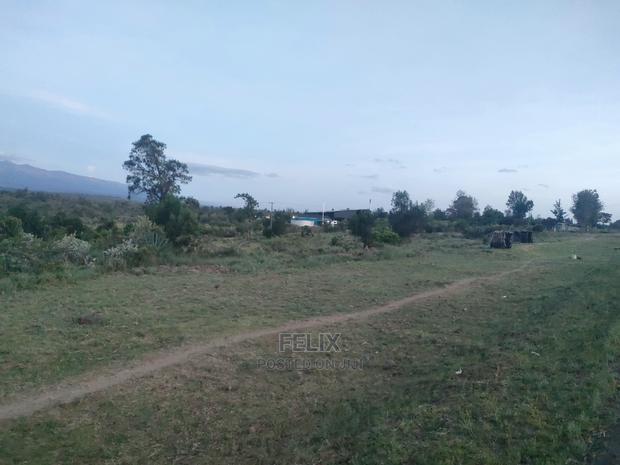 Narumoru/Nanyuki Main Tarmac Quarter Plot - main view