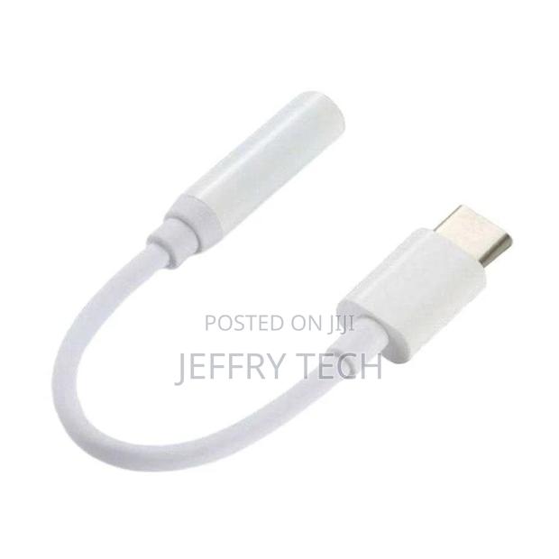 Type C 3.1 to 3.5mm Mobile Phone Adapter White - main view